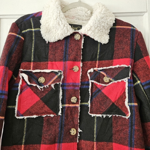 Spoon Jeans Junior's Cropped Flannel And Sherpa Trucker Jacket Size Small - Picture 3 of 8